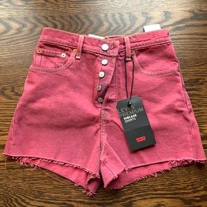 Levi’s rib cage pink shorts